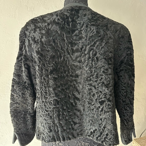 Vintage Persian lamb fur jacket. Size M-L - Picture 4 of 9